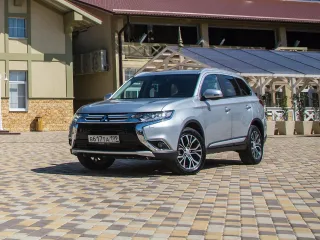 Mitsubishi Outlander III рестайлинг 2 · Внедорожник