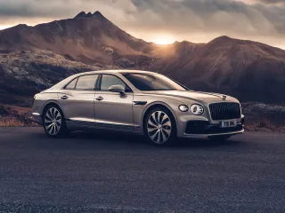 Bentley Flying Spur II · Седан