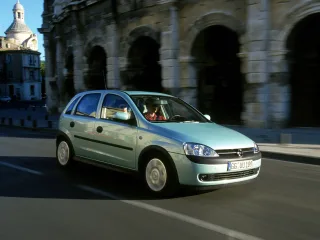 Opel Corsa C · Хетчбэк