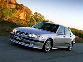 Saab 9-5 I · Седан