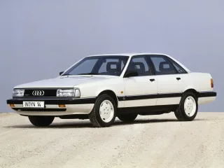 Audi 200 C3 рестайлинг · Седан