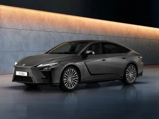 Автомобиль Lexus ES