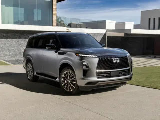 Автомобиль Infiniti QX80