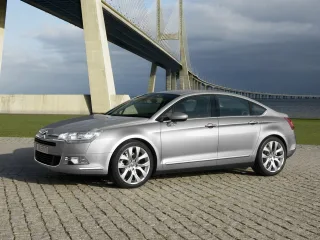 Автомобиль Citroen C5
