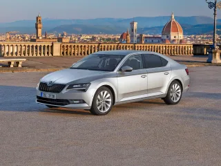 Skoda Superb III · Лифтбек