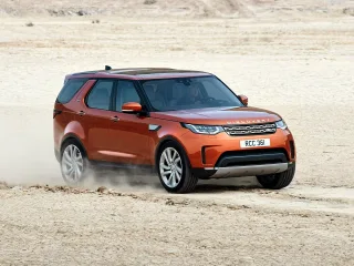 Land Rover Discovery V · Внедорожник