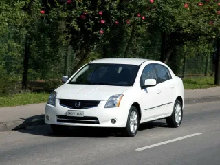 Nissan Sentra B16 рестайлинг · Седан