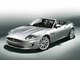 Автомобиль Jaguar XK