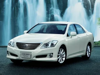 Toyota Crown S200 · Седан