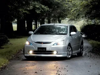 Автомобиль Toyota WiLL