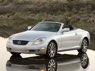 Автомобиль Lexus SC