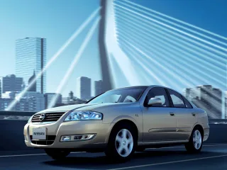 Nissan Sunny B10 · Седан