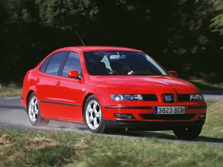 SEAT Toledo II · Седан