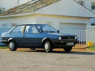 Volkswagen Polo I · Седан