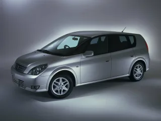 Автомобиль Toyota Opa