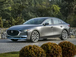 Mazda 3 BP · Седан