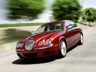 Автомобиль Jaguar S-type
