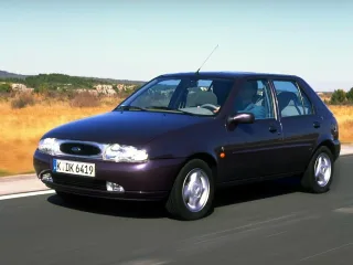 Ford Fiesta Mk4 · Хетчбэк