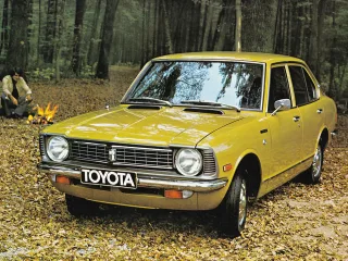 Toyota Corolla II · Седан
