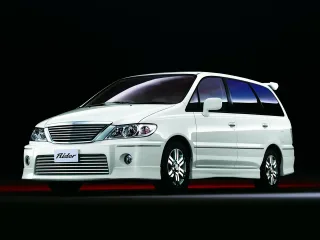 Nissan Presage I · Минивэн