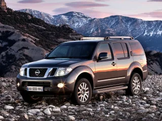 Nissan Pathfinder III · Внедорожник