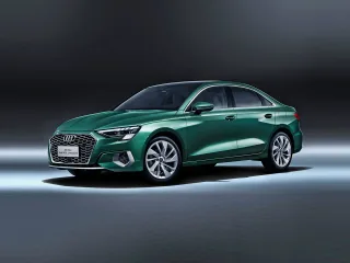 Audi A3 8Y · Седан