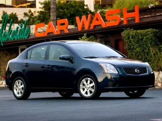 Nissan Sentra B16 · Седан