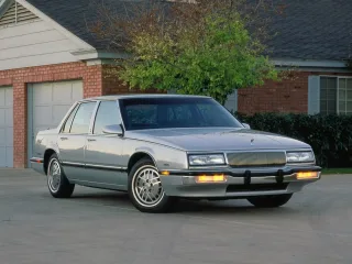 Buick LeSabre VI · Седан
