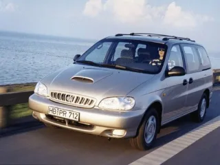 Kia Carnival I · Минивэн
