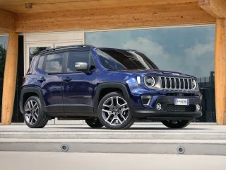 Автомобиль Jeep Renegade
