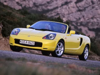 Автомобиль Toyota MR2