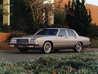 Buick LeSabre V · Седан