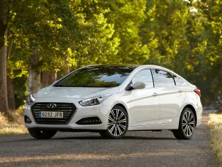 Автомобиль Hyundai i40
