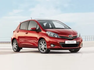 Toyota Yaris III · Хетчбэк