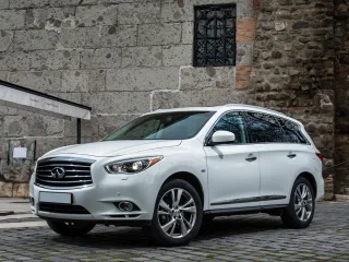 Автомобиль Infiniti JX
