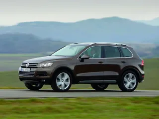 Volkswagen Touareg II · Внедорожник