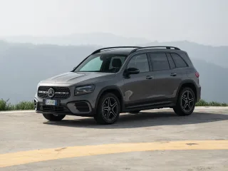 Автомобиль Mercedes-Benz GLB-класс