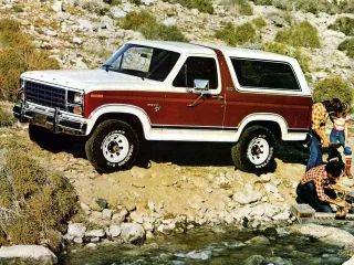 Ford Bronco III · Внедорожник