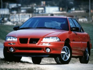 Pontiac Grand AM IV · Седан