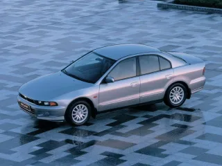 Mitsubishi Galant VIII · Седан