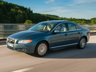 Volvo S80 II рестайлинг · Седан