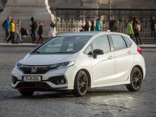 Автомобиль Honda Jazz
