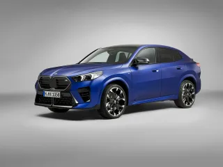 Автомобиль BMW X2