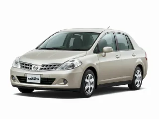 Nissan Tiida C11 · Седан