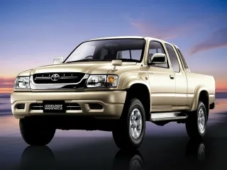 Toyota Hilux VI рестайлинг · Пикап