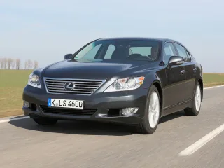 Lexus LS IV рестайлинг · Седан