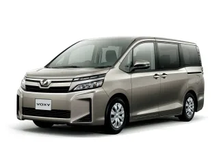 Toyota Voxy R80 рестайлинг · Минивэн