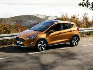 Ford Fiesta Mk7 · Хетчбэк