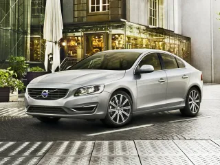 Volvo S60 II рестайлинг · Седан