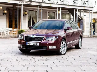 Skoda Superb II · Лифтбек